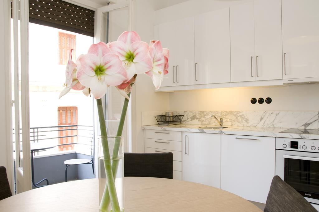 Bauhaus Building With Green Roof Top Terrace - Ep16 Apartment Athens Exterior photo